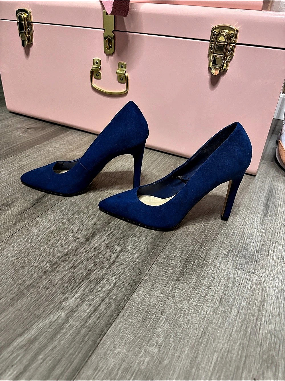 Forever21 Blue Pointed-Toe Heels